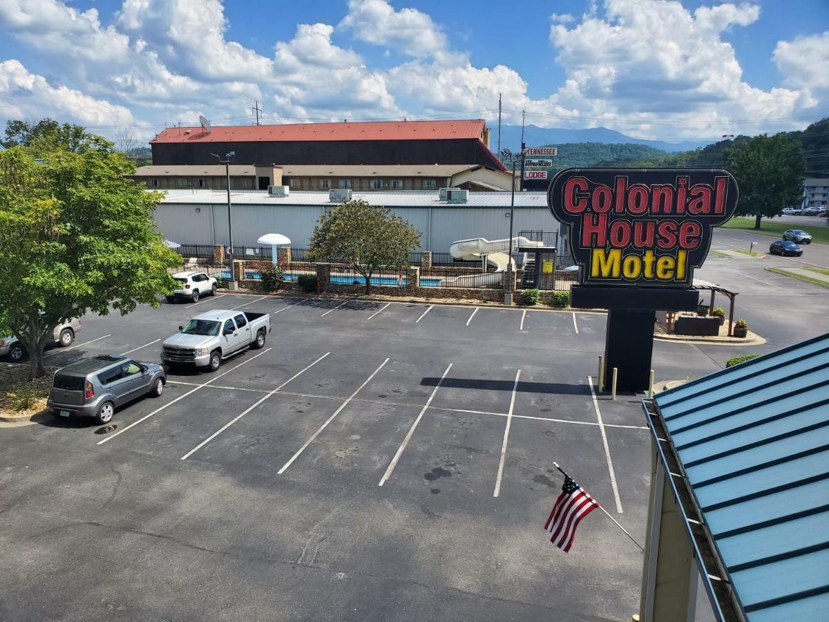 Colonial House Motel 비둘기 포지 외부 사진