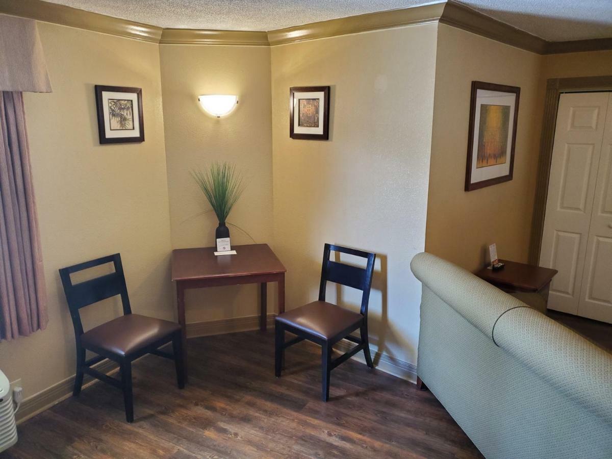 Colonial House Motel 비둘기 포지 외부 사진